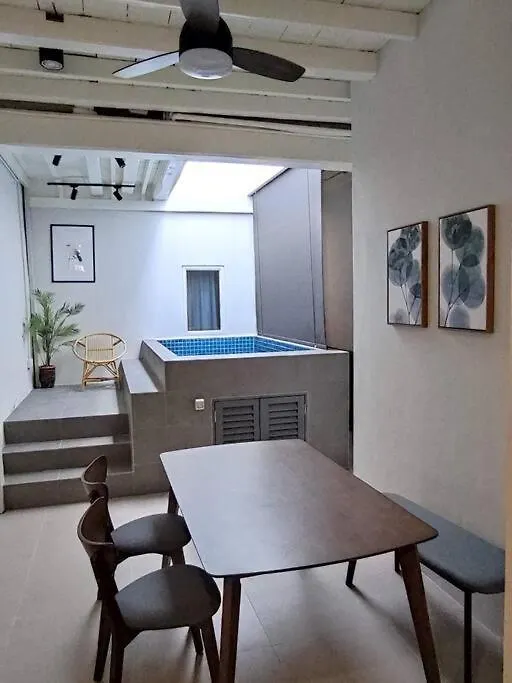 Heritage House 2Br With Dipping Pool In Town Walkto Street Art 45 Τζωρτζ Τάουν Σπίτι διακοπών