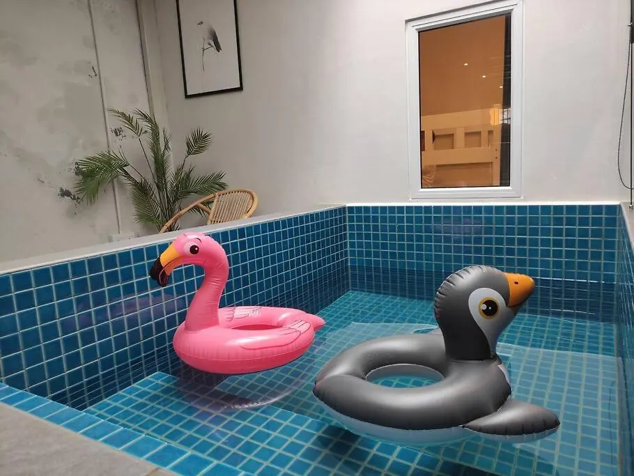 Heritage House 2Br With Dipping Pool In Town Walkto Street Art 45 Τζωρτζ Τάουν Σπίτι διακοπών